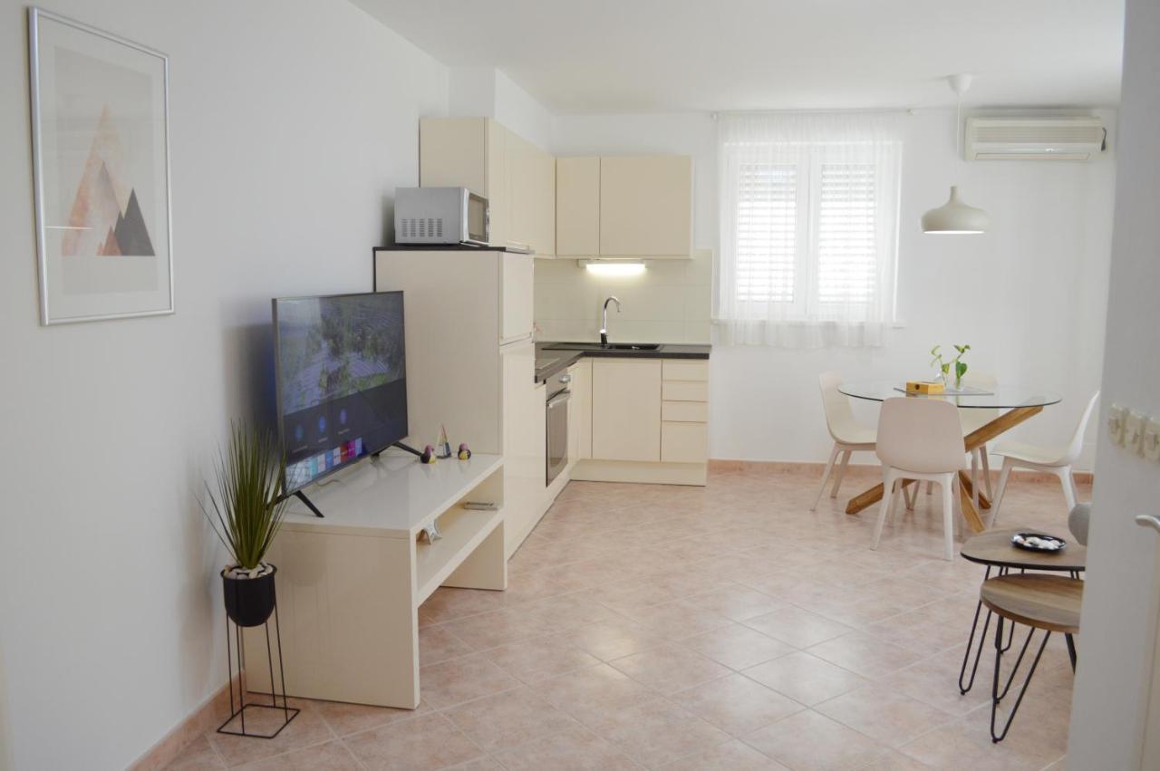 Apartmani Milin Zadar Exterior foto